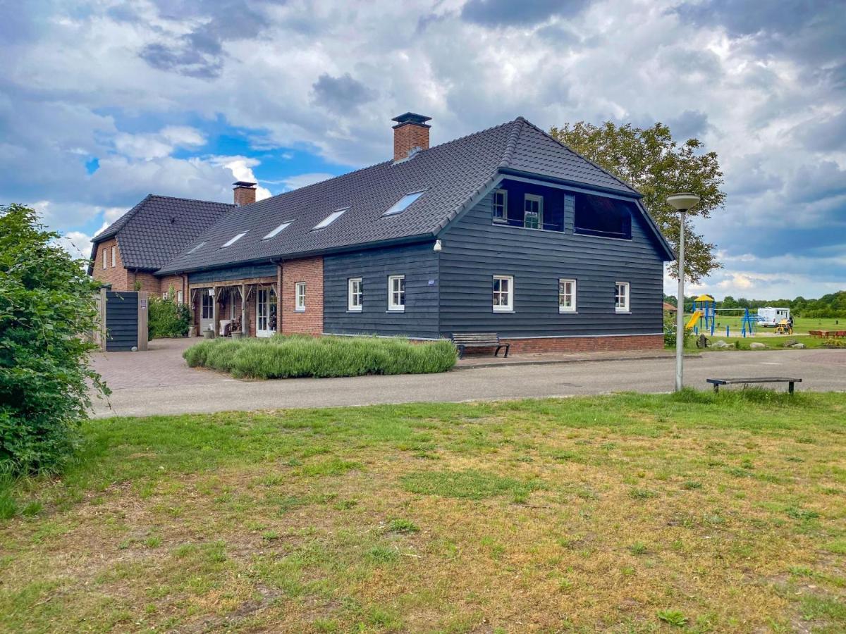 Lodge Slabroek Uden Buitenkant foto